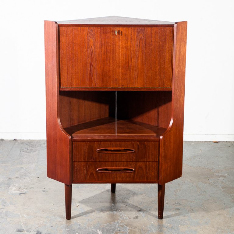 Walnut mcm broyhill brasilia dresser krrb arches architectural piece